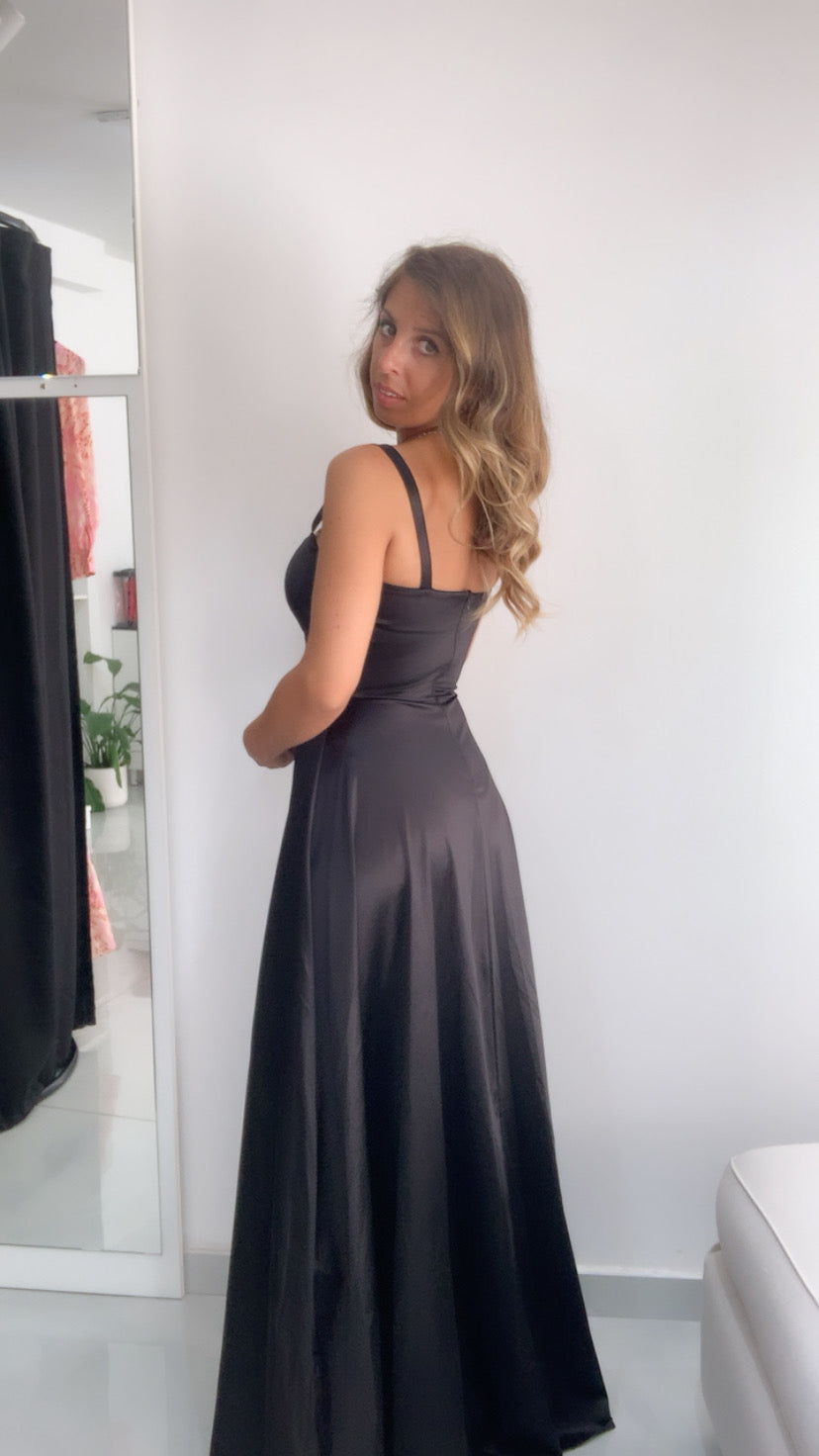 Abito elegante con spacco