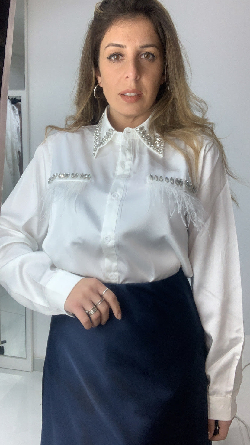Camicia strass e piume