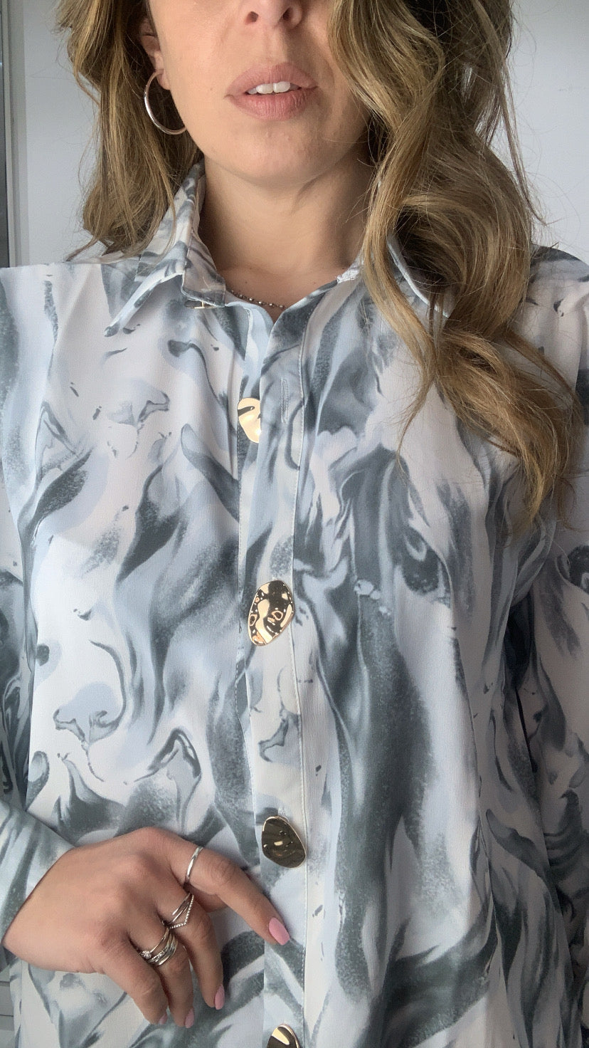 Camicia modello over asimmetrica