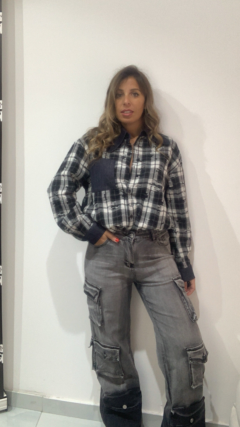 Camicia a quadri con dettagli distressed