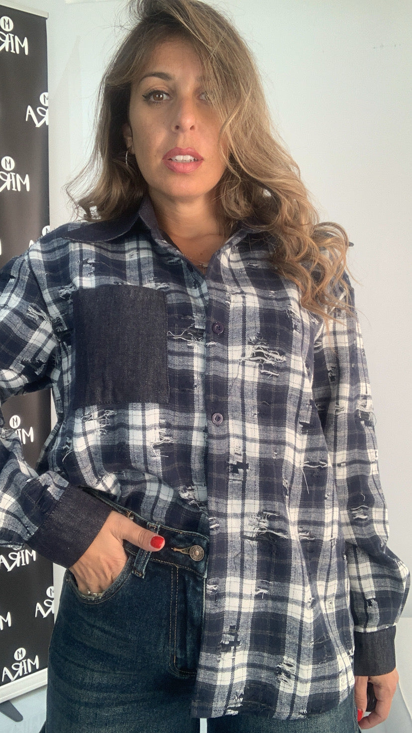 Camicia a quadri con dettagli distressed