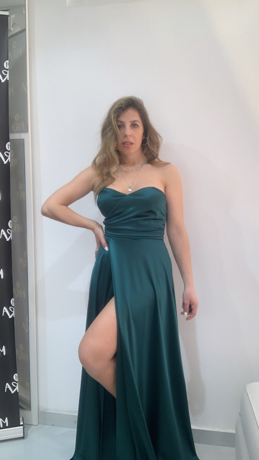 Abito lungo scollo a cuore