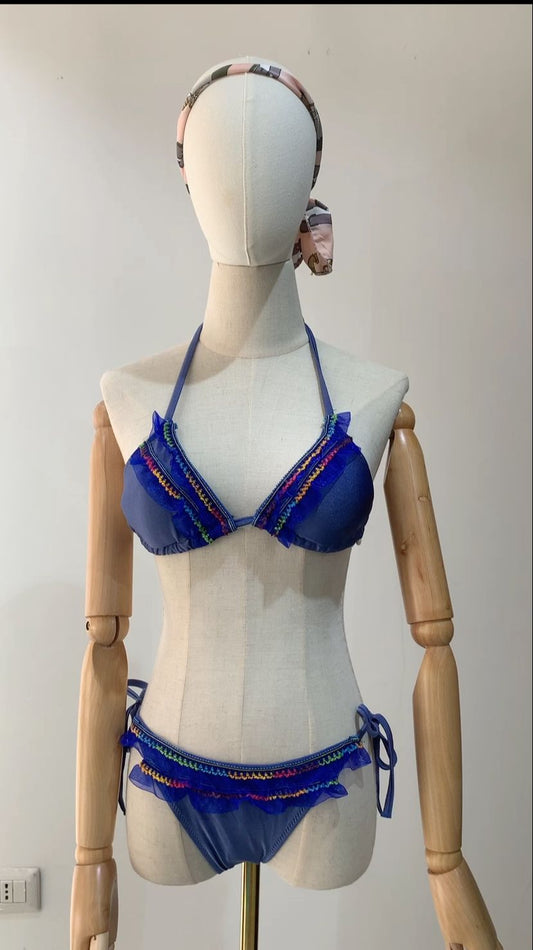 Bikini con volant