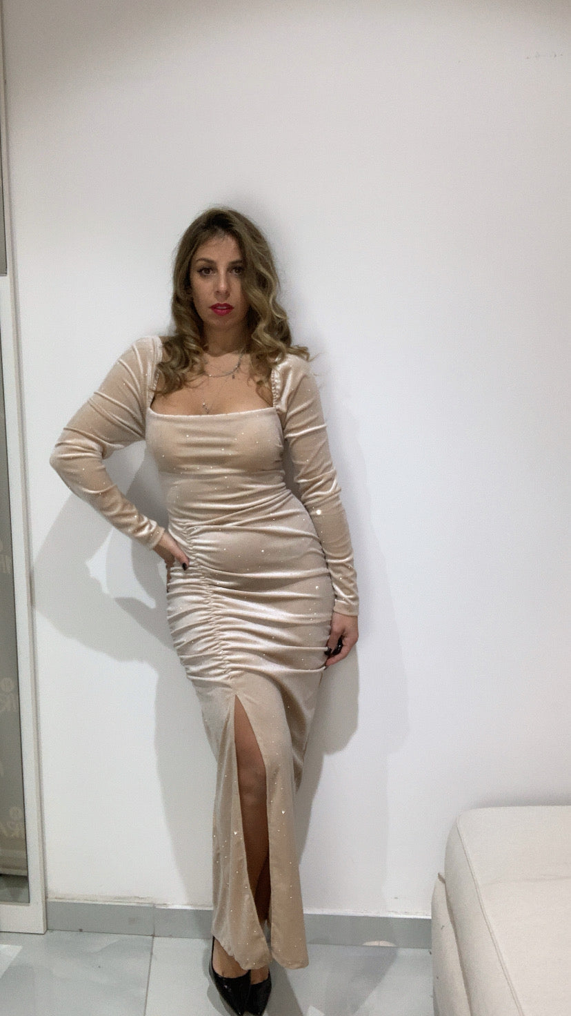 Abito in velluto con strass