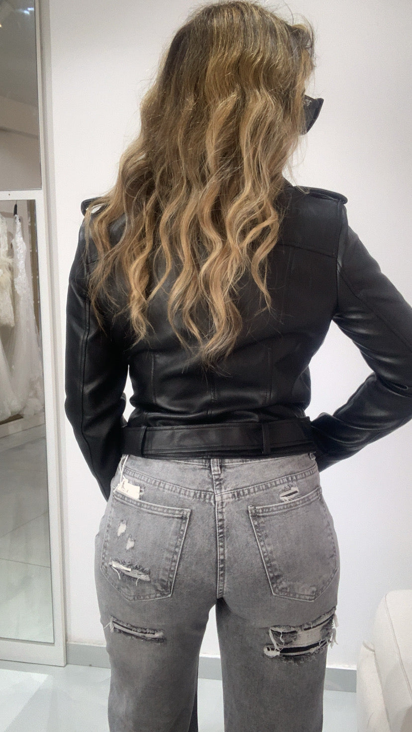 Jeans a palazzo con strappi
