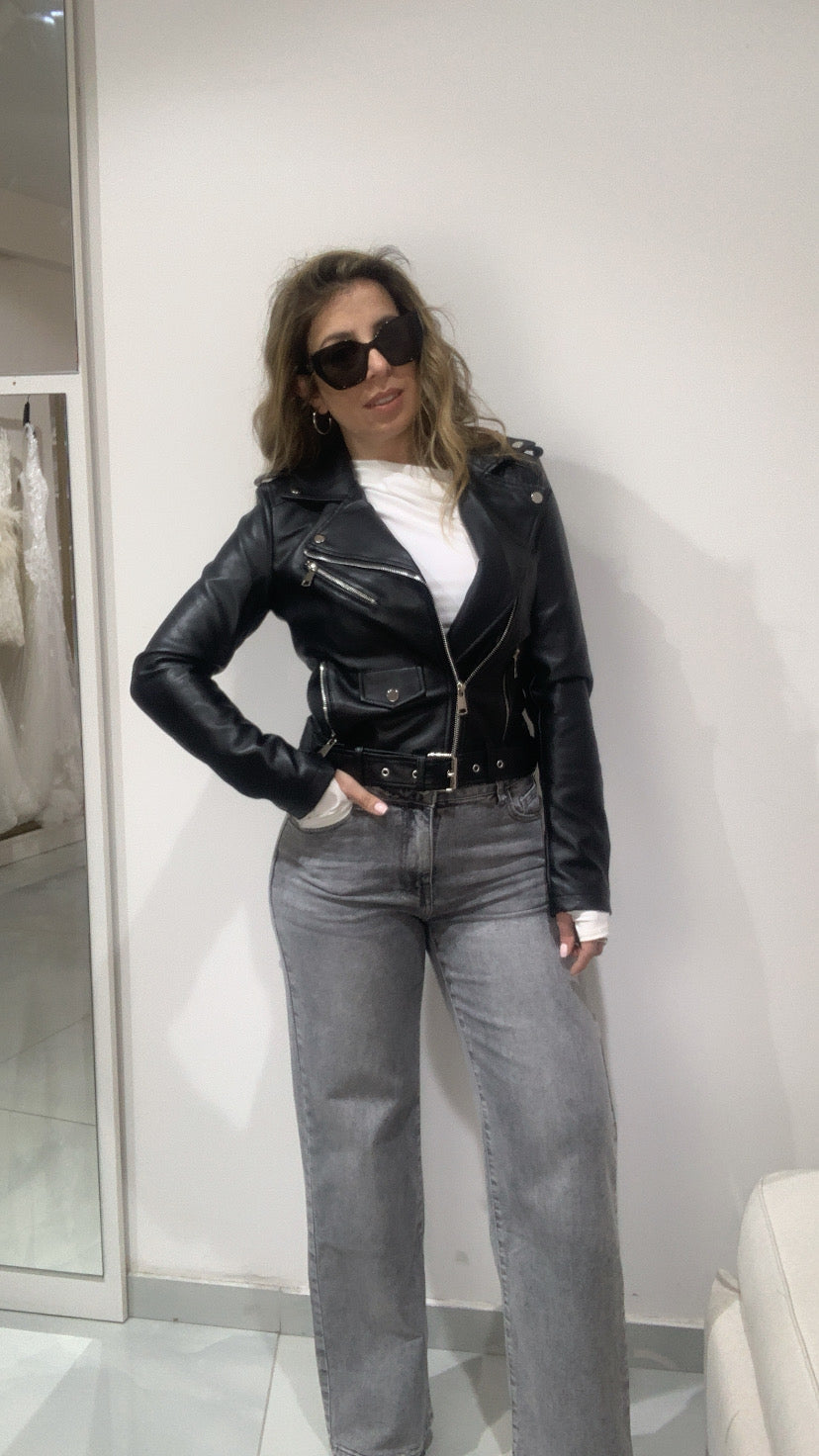 Jeans a palazzo con strappi