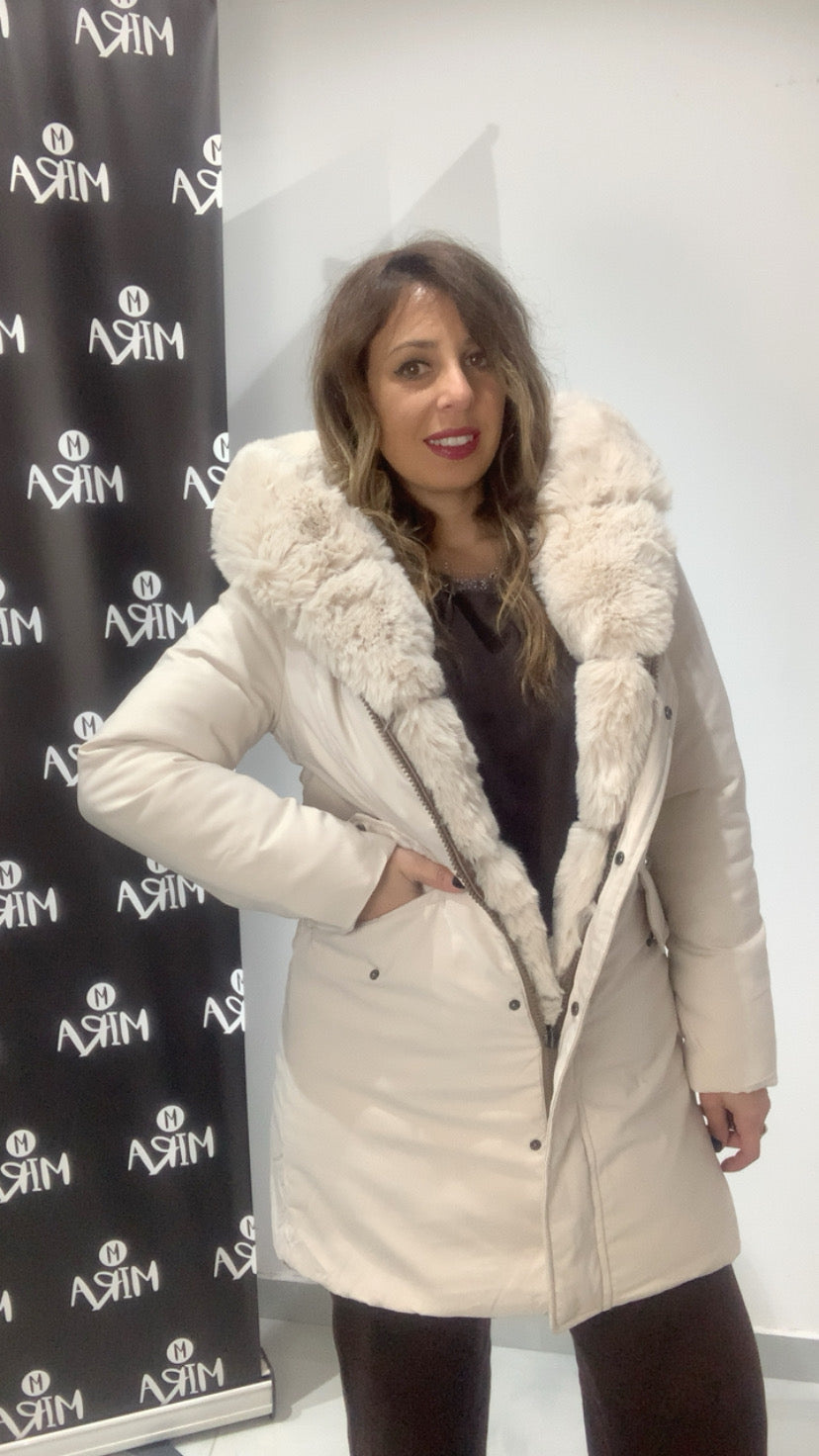 Piumino Lungo Double Face con Cappuccio e Bordo in Pelliccia Removibile