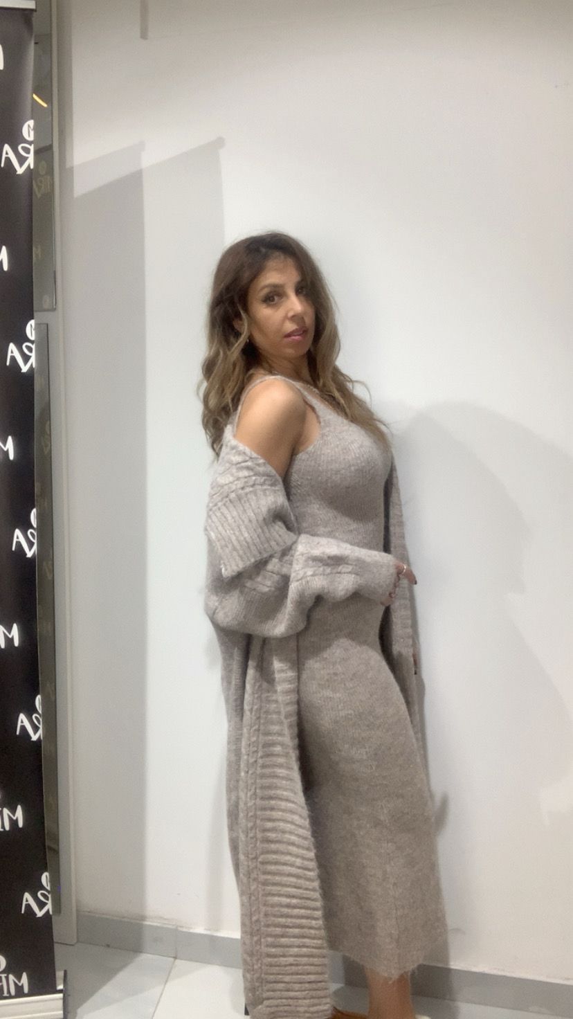 Abito con cardigan