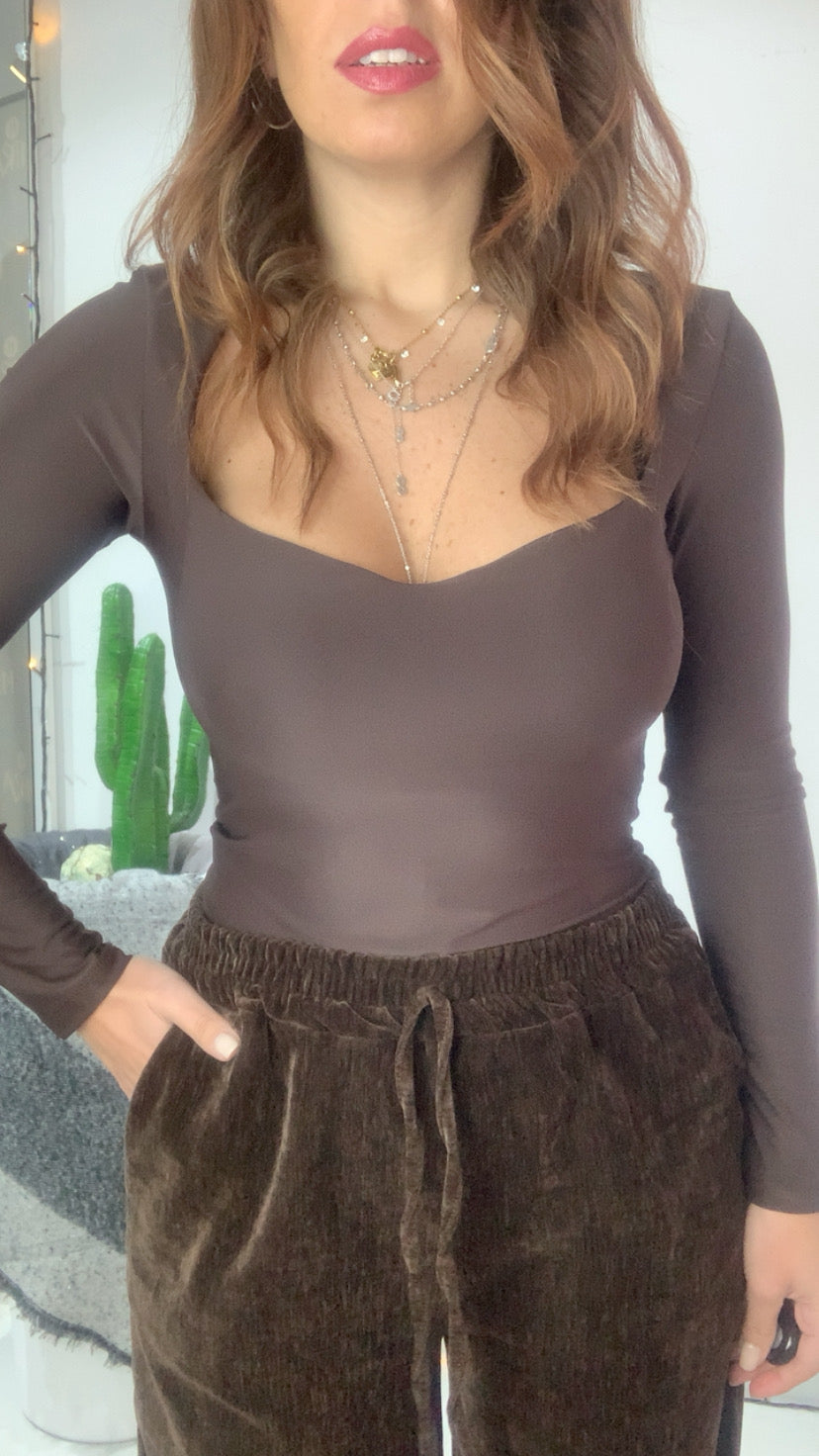 Body scollo quadrato con coppe