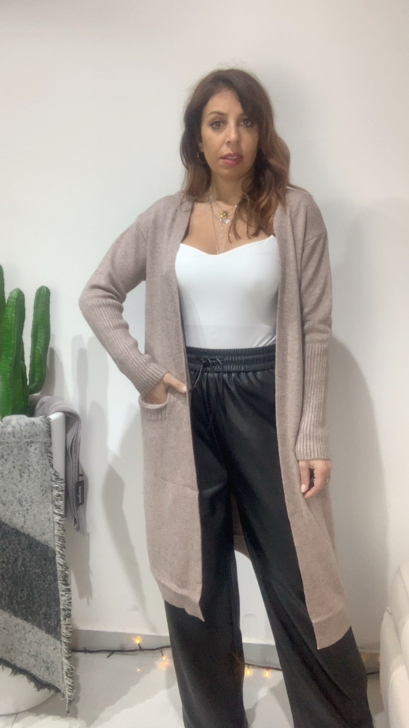Cardigan con Tasche Laterali