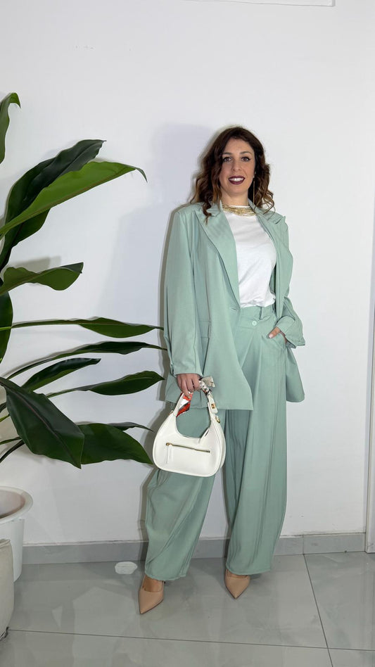 Tailleur asimmetrico