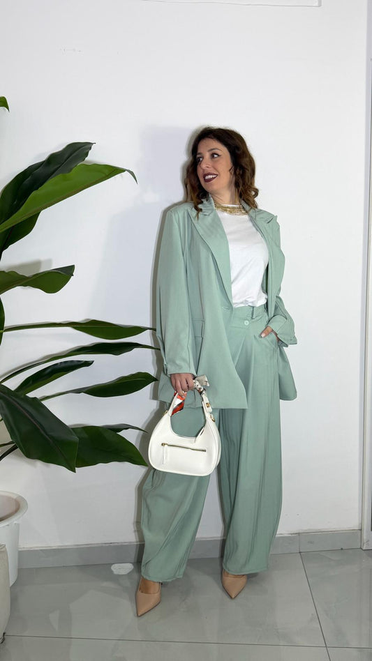 Tailleur asimmetrico