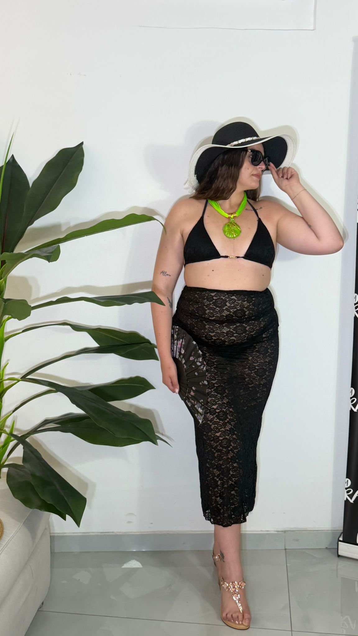 Bikini con gonna in pizzo