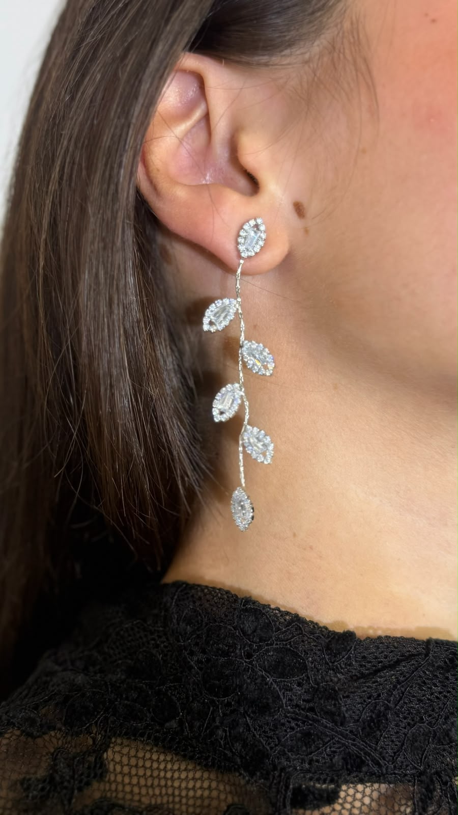 Orecchini foglie strass