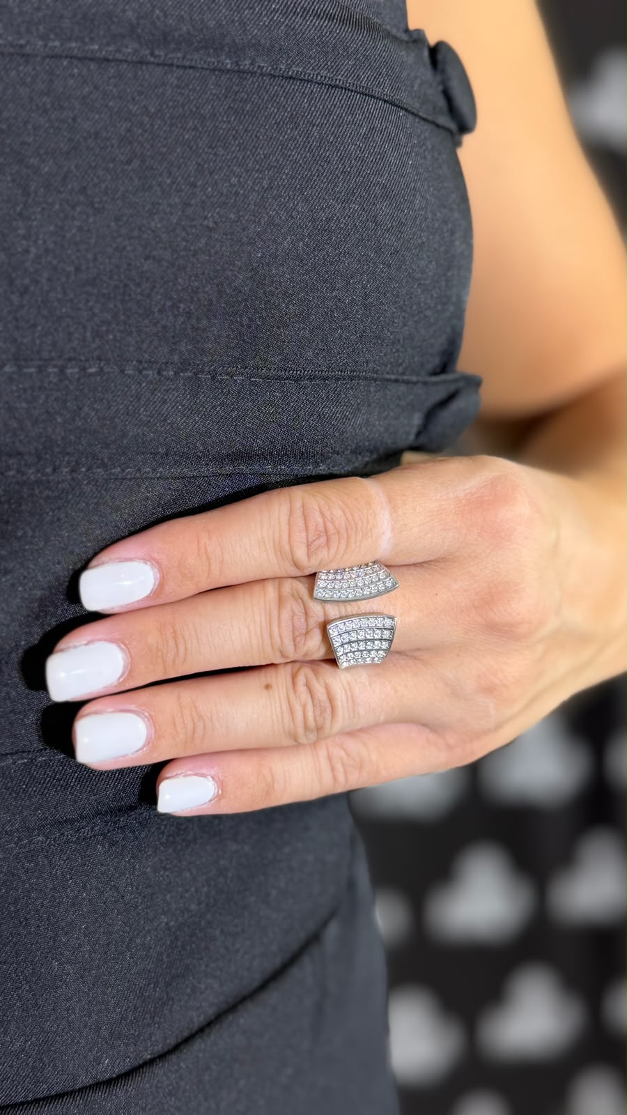 Anello semi strass